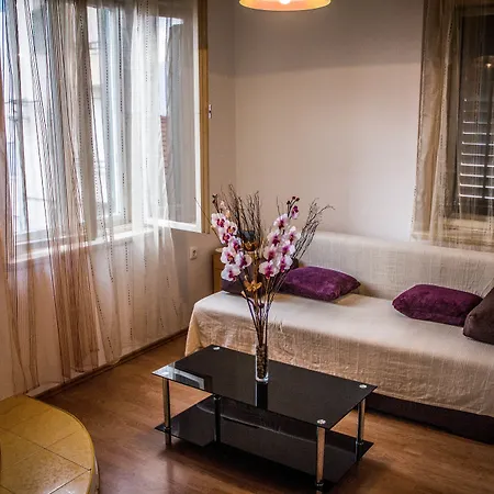 Gostinjska kuća Rosmarinus Rubic Split