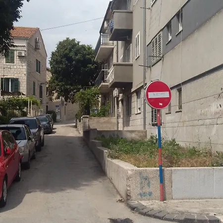 Rosmarinus Rubic Gostinjska kuća Split