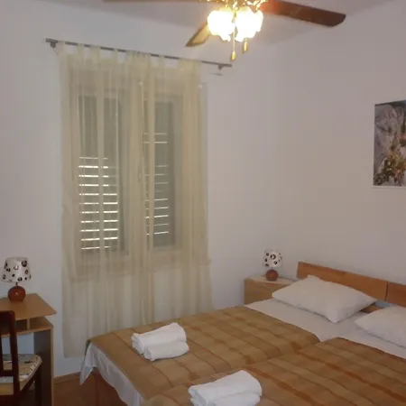 Gostinjska kuća Rosmarinus Rubic